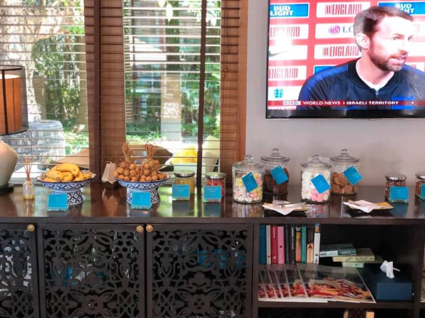 55633882_2392680210755632_1161569223688847360_n